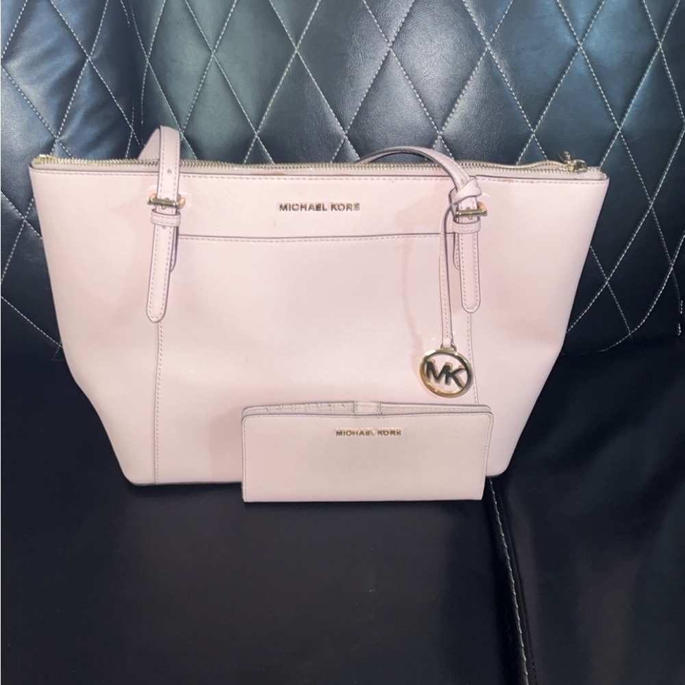 Michael Kors Handbag and Wallet set